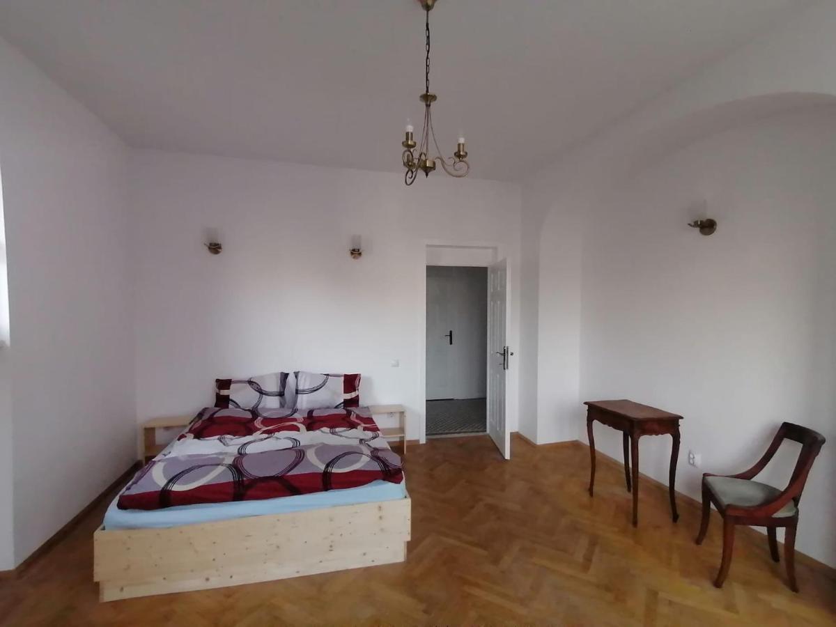 Central Appartment - Heart Of Bucharest - Sector 1 - New Renovated - Open Space Eksteriør bilde